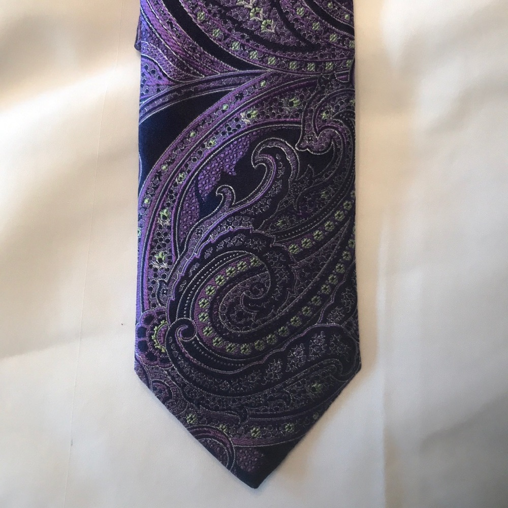Nordstrom purple paisley tie NWT